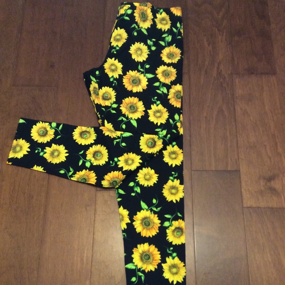 🌻Sunflower Burst Leggings🌻Size XL🌻